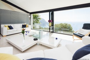 decoracao-sala-de-estar-casa-na-riviera-francesadecoracao-sala-de-estar-casa-na-riviera-francesa