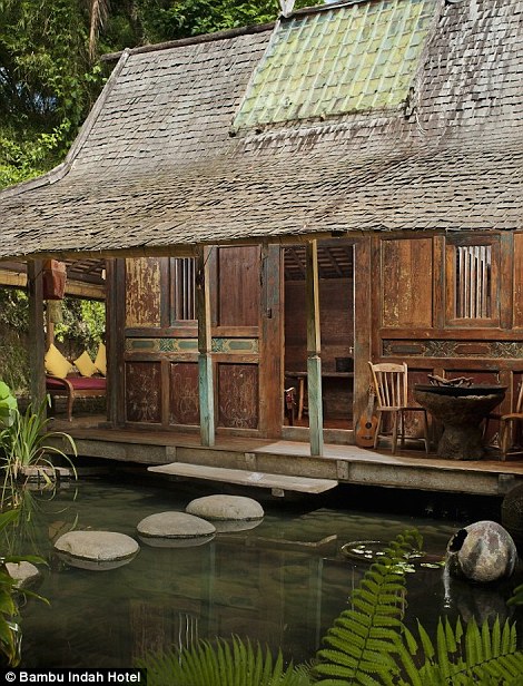 bangalo-zen-hotel-em-bali-bambu-indah