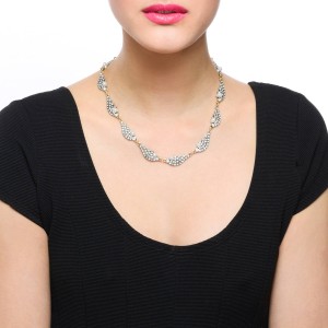 colar-em-perolas-de-vidro