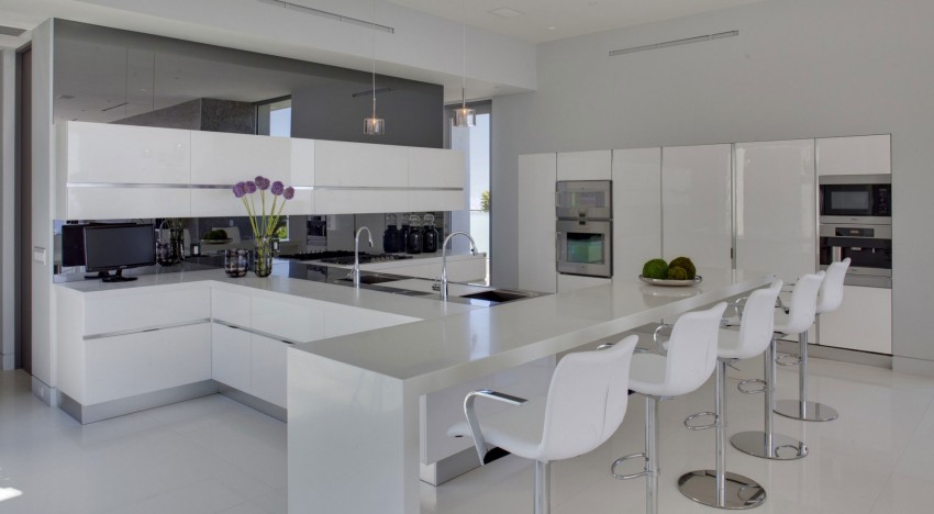 decoracao-cozinha-branca-casa-em-los-angeles