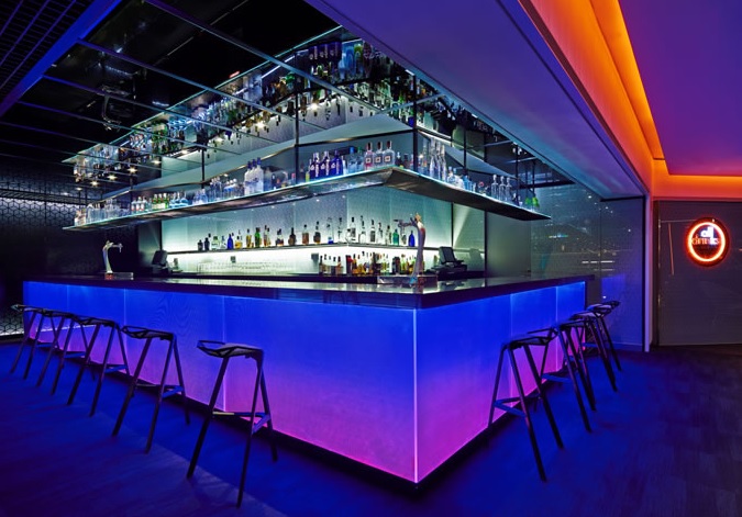 bar-em-vidro-iluminacao-led