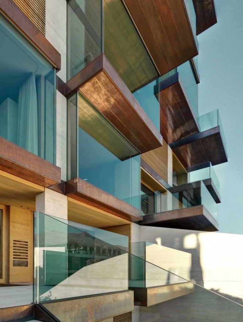 varanda-envidracada-em-edificio-na-suica