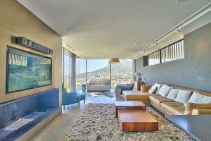 decoracao-clean-sala-de-tv-casa-na-cidade-do-cabo-africa-do-sul