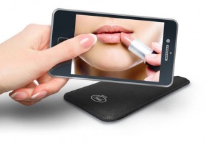 espelho-portatil-de-maquiagem-em-forma-de-iphone