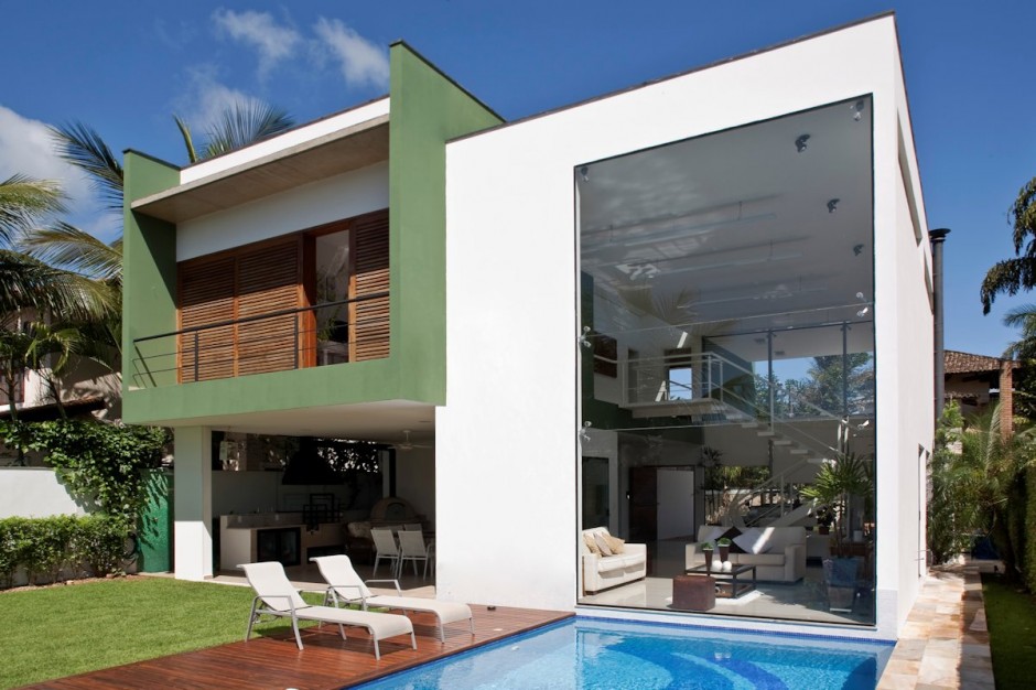 fachada-em-vidro-estrutural-spider-glass-casa-no-guaruja
