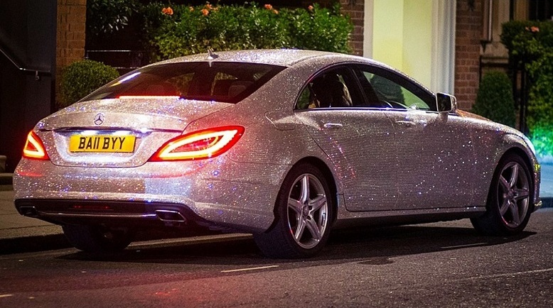 carro-customizado-cristais-swarovski