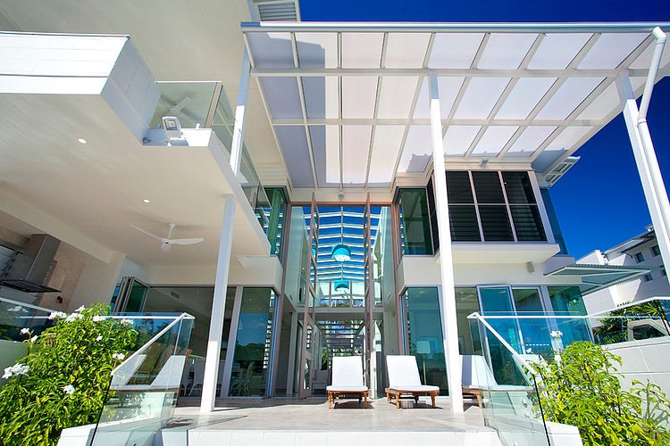 cobertura-de-vidro-casa-de-praia-em-queensland-australia