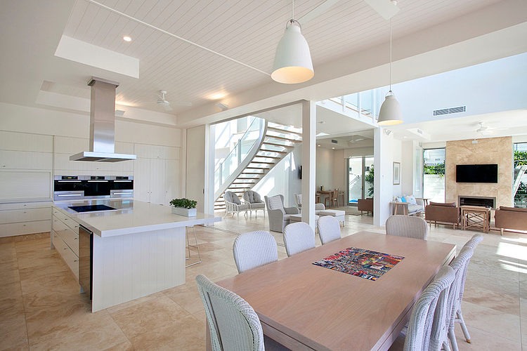 decoracao-sobria-e-neutra-casa-de-praia-em-queensland-australia