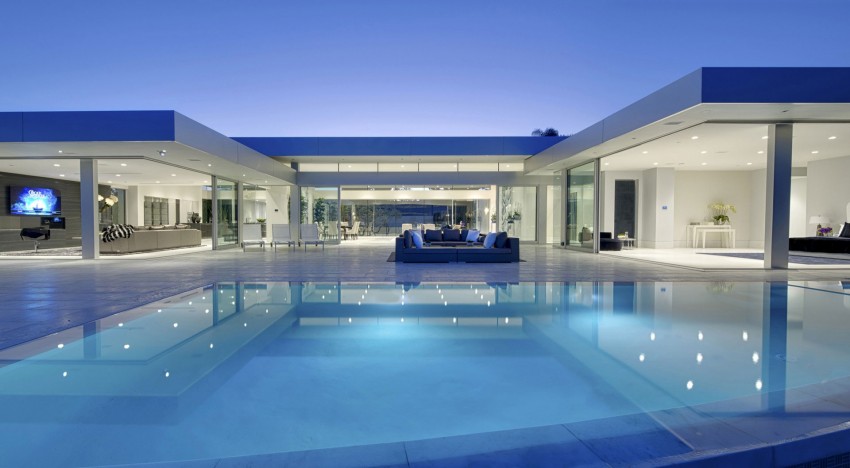 arquitetura-moderna-casa-envidracada-em-trousdale-beverly-hills