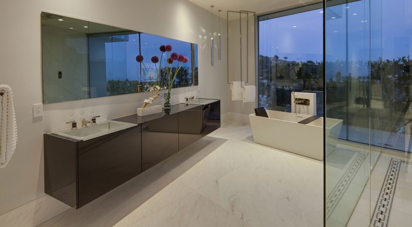 decoracao-banheiro-do-casal-casa-em-trousdale-beverly-hills