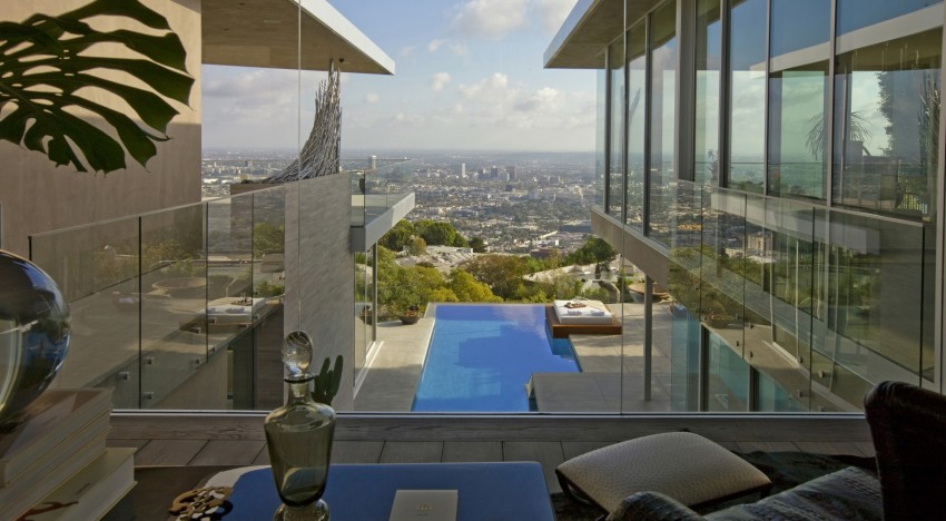 arquitetura-luxuosa-e-moderna-em-los-angeles-california-por-paul-mcclean