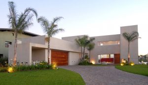 moderno-projeto-de-fachada-residencial-por-ramirez-arquitetura